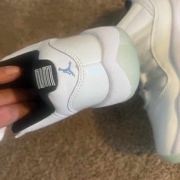 jordan 11 retro low legend blue size 3.5 youth - Picture 9 of 15
